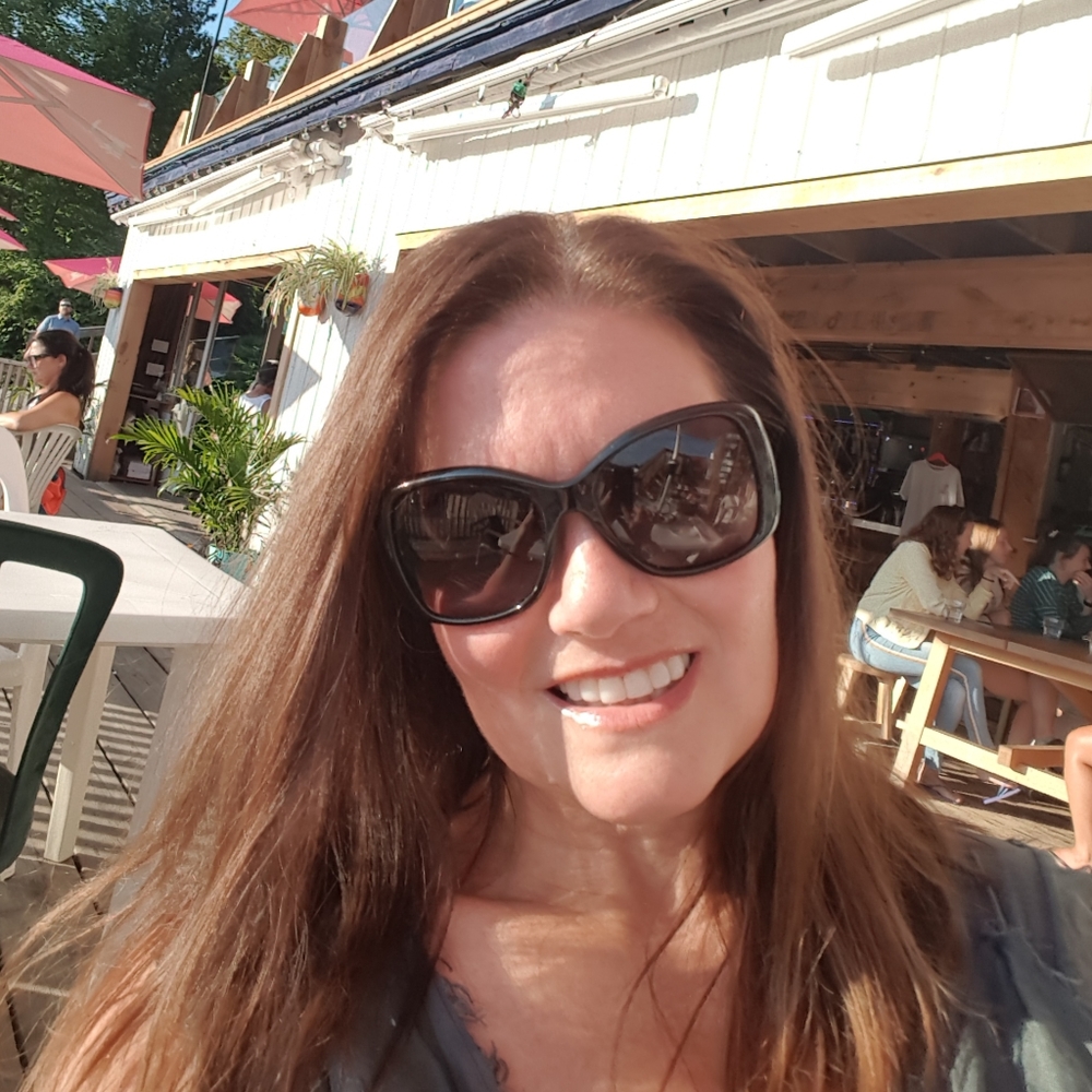 Meet your Posher, Ali